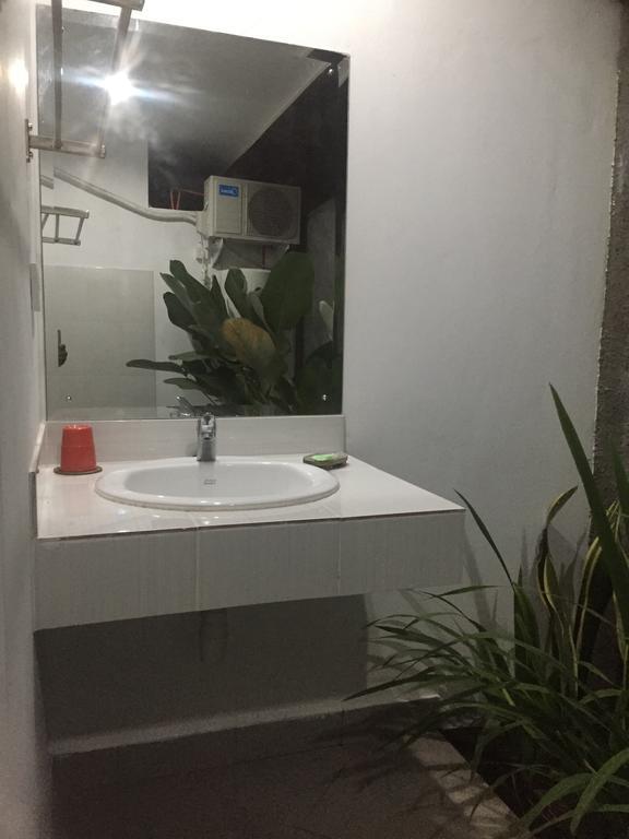 Pererenan Nengah Guest House Canggu Екстериор снимка